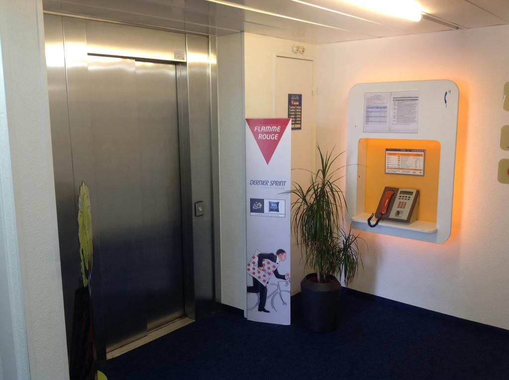 Ibis Budget Orgeval Exterior foto