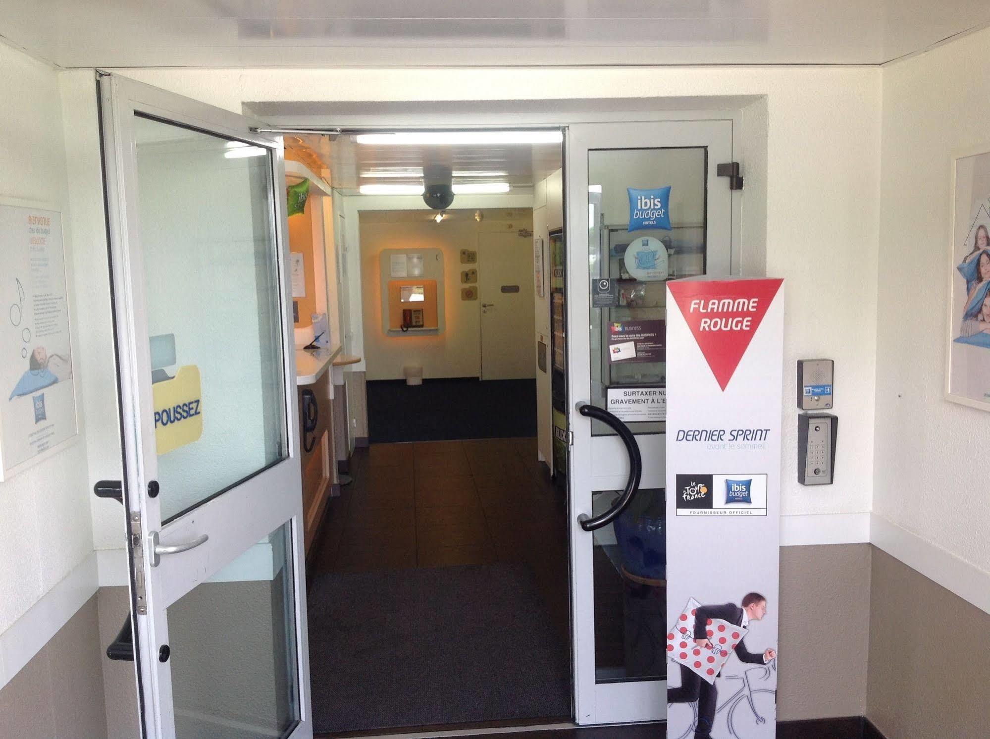Ibis Budget Orgeval Exterior foto