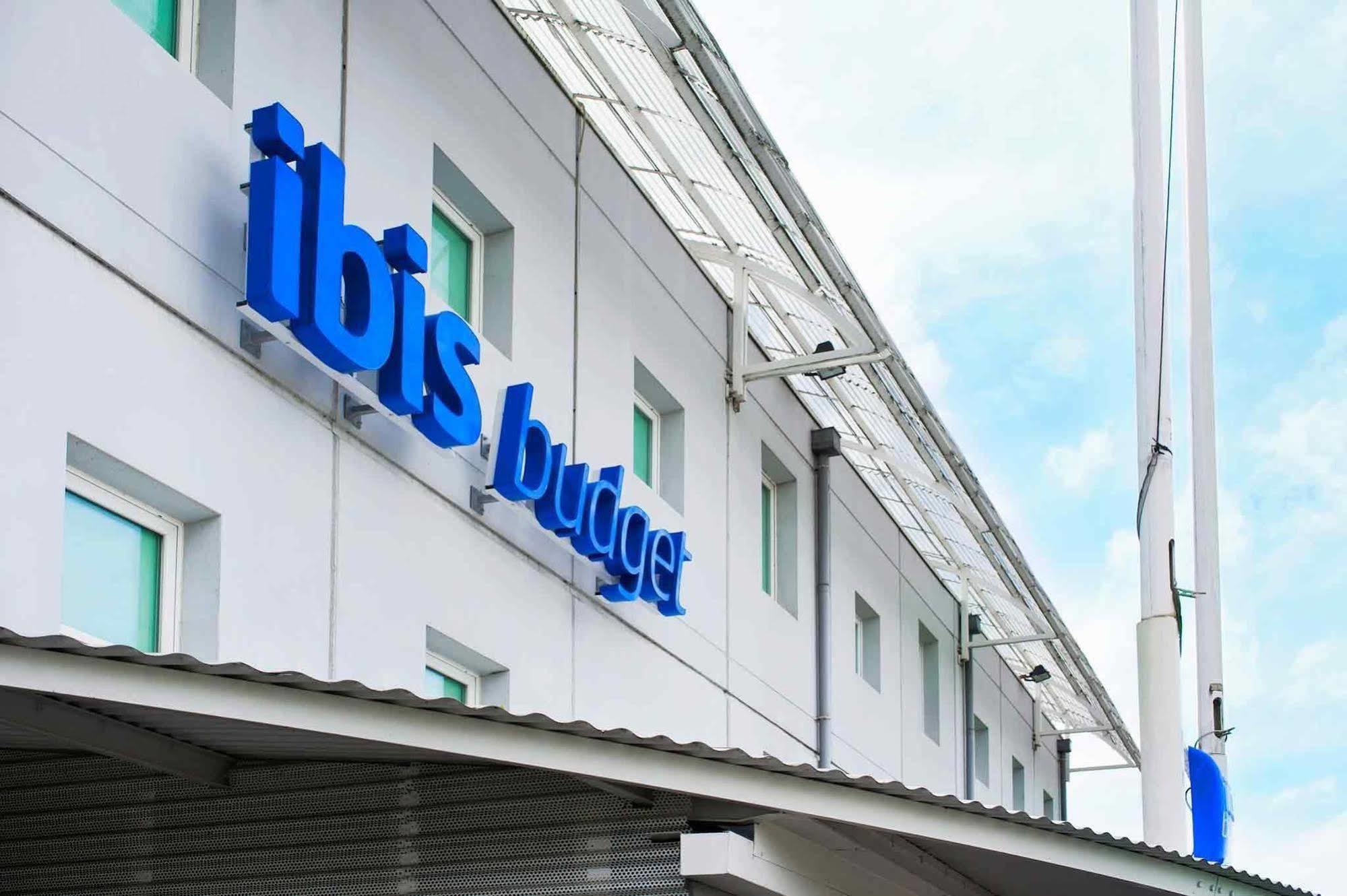 Ibis Budget Orgeval Exterior foto